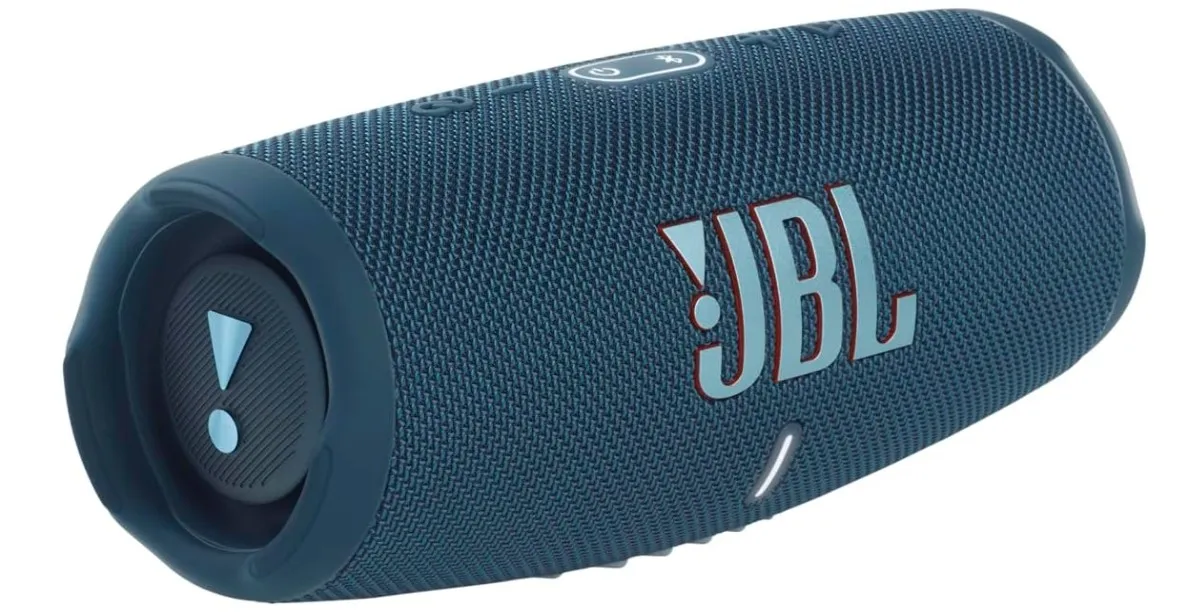 JBL Charge 5 - Portable Bluetooth Speaker with deep bass, IP67 waterproof and dustproof, 20 hours of playtime, built-in powerbank, in blue