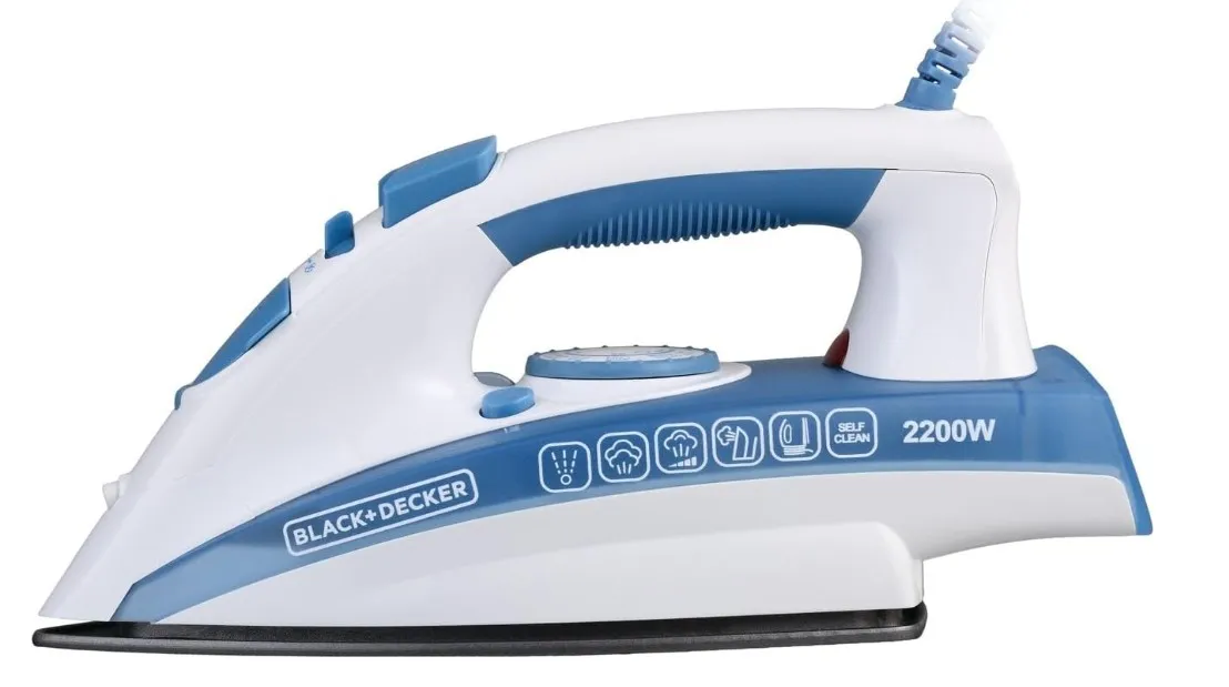 BLACK+DECKER 2000W Steam Iron, Ceramic Soleplate, 25g/min Continuous Steam, 90g Steam Boost, Vertical Steam, Self-Clean, Anti-Drip, 300ml Water Tank, Blue, X2000-B5