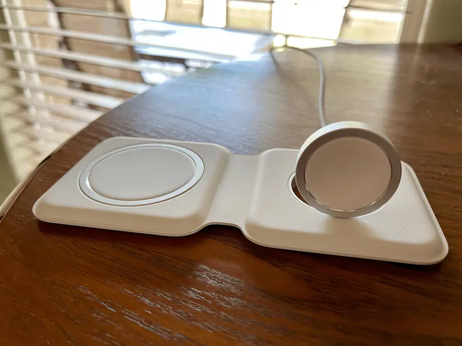 APPLE MAGSAFE DUO CHARGER MHXF3AM/A WHITE 3