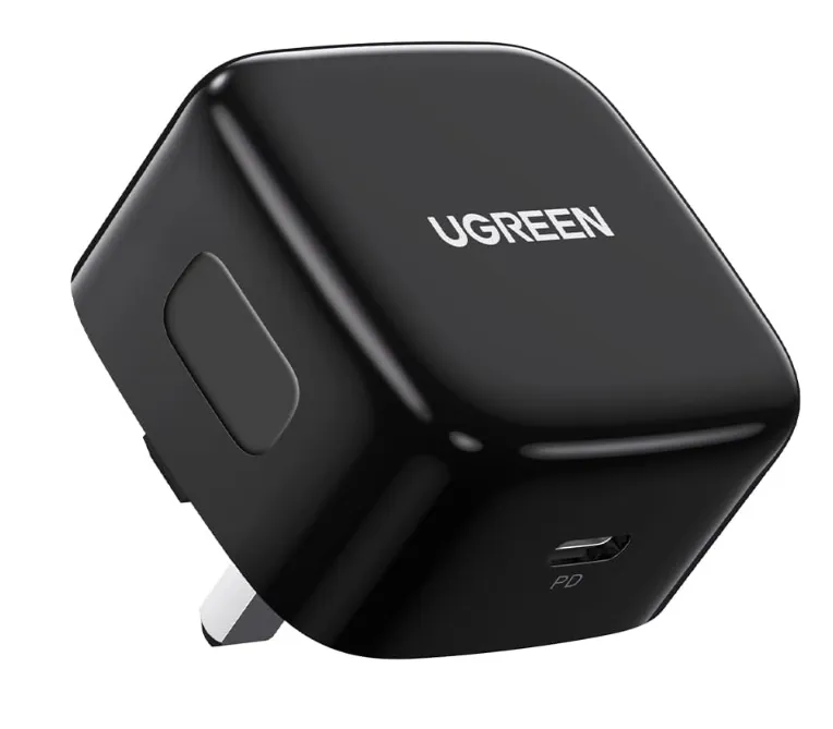 CD137-50339 UGREEN PD20W FAST CHARGER BLACK UK