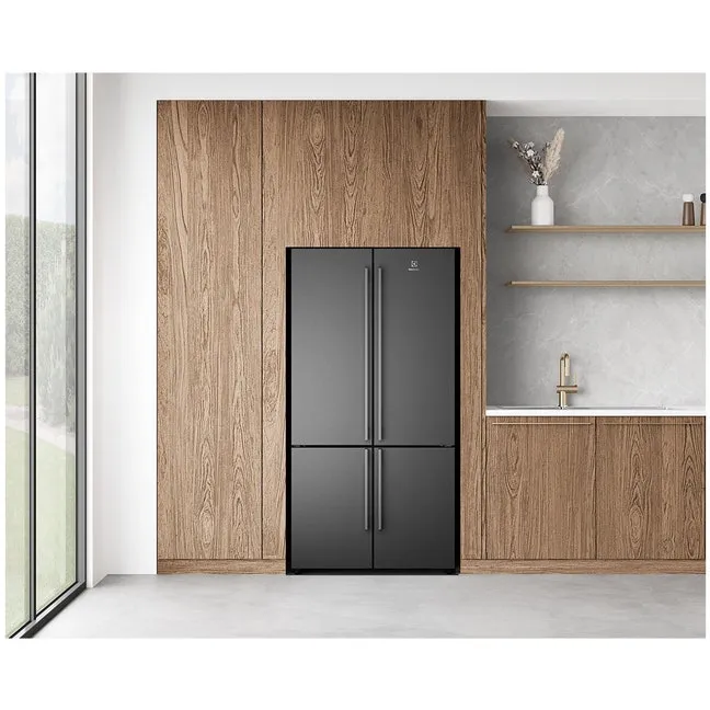 Electrolux 562L UltimateTaste 700 French Door Refrigerator, Quad Door, Inverter Compressor, Frost Free, TasteSealPlus Convertible Drawer, Matte Black – EQE5607BA 5