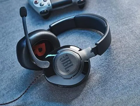 JBL Quantum 200 Wired Gaming Headset 4