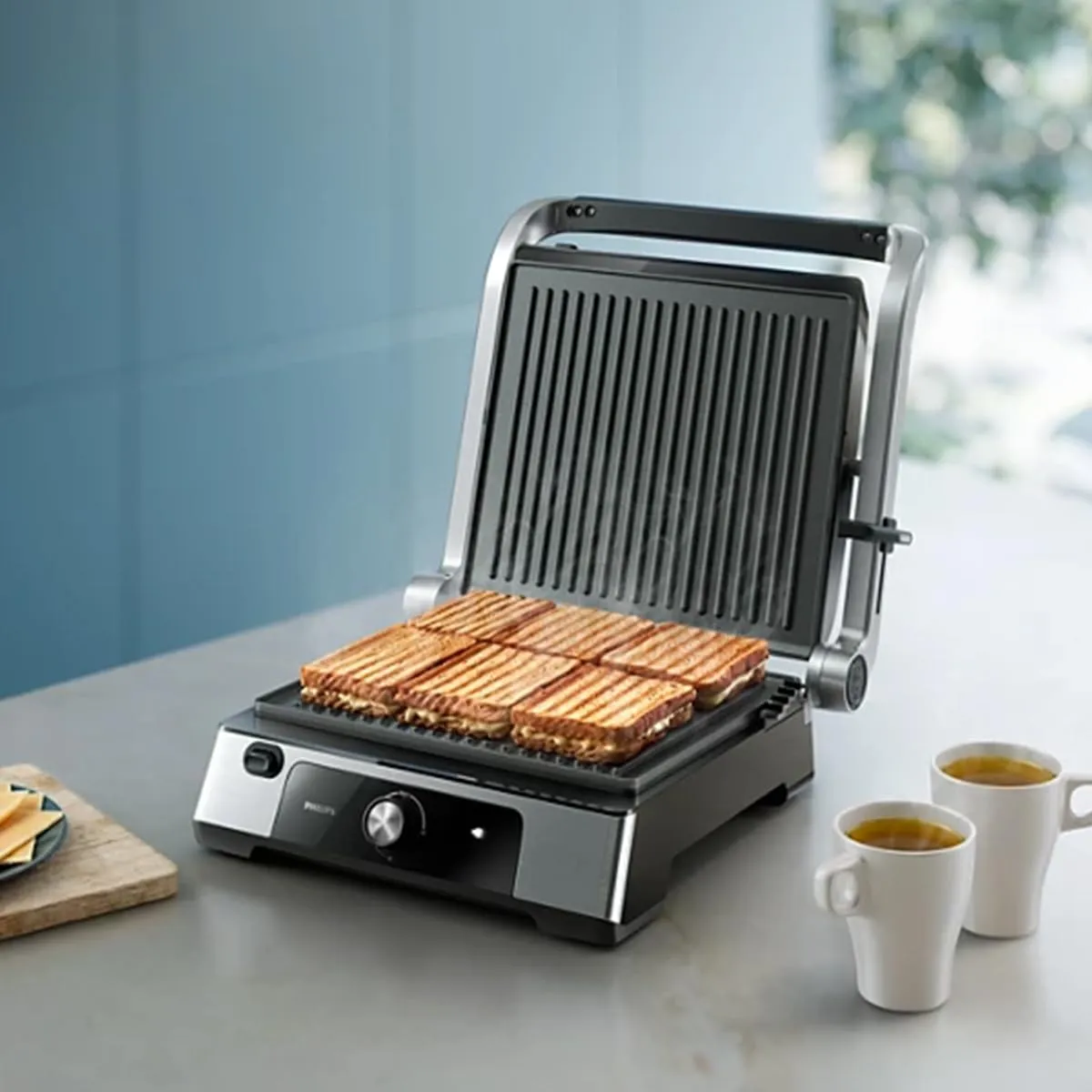 Philips Contact Grill 5000 Series - 2200W, Open 180° Flat Grilling, Adjustable Height, Removable Plates, High Power, Handle Lock, Silver/Black - HD6301/90 2