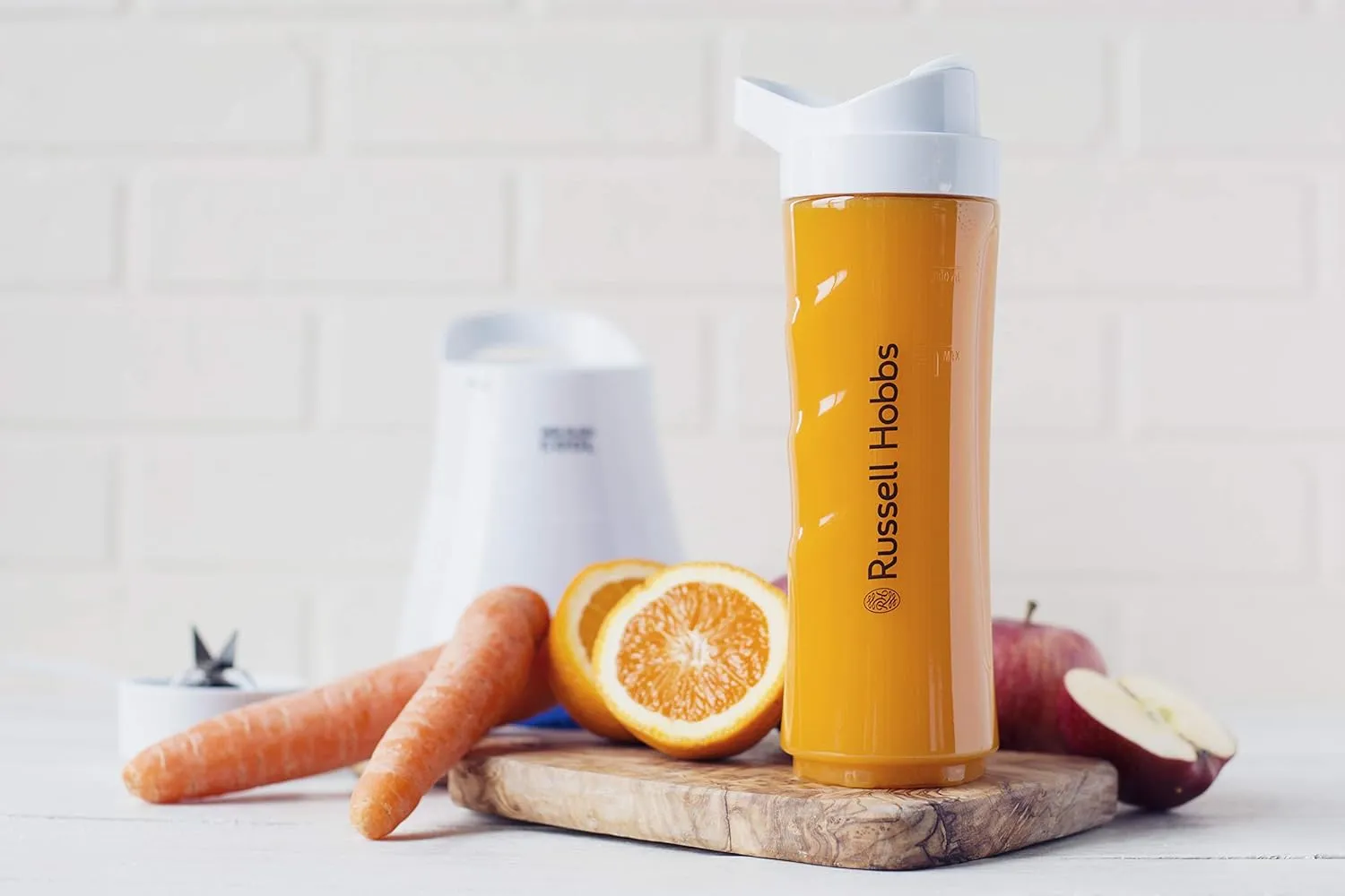 Russell Hobbs Portable Mix and Go Smoothie Maker/Cool Personal Blender/Juicer 300 Watts, With 2 X 600 ML Drink Bottle And Lids, Ice Crush Function, Non-Slip Feet, Dishwasher Safe – 21351 (White) 3