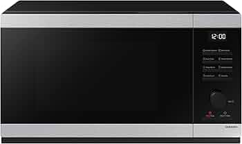 Samsung 32L Solo Microwave Oven, 1500W Power Consumption, Up to 1000W Microwave Output, Power Defrost, 15 Auto Cook Programs, Home Dessert, Ceramic Enamel Interior, Triple Distribution System, Recessed Handle, Silver/Black – MS32DG4504ATSG